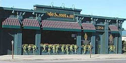 Gale Street Inn - Chicago's Best Ribs, Steak and Seafood since 1963.